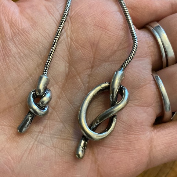 ⚓️TRADED⚓️MADEWELL Knotshine Necklace - Picture 8 of 13